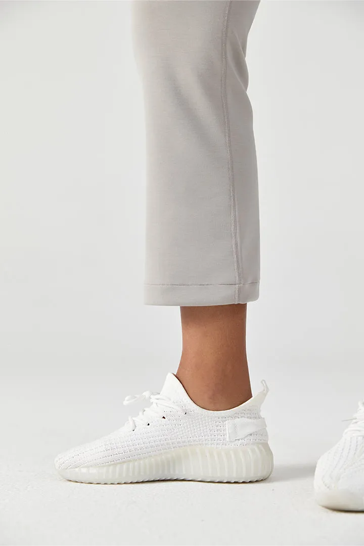 AeroChic™ Straight Leg Pant