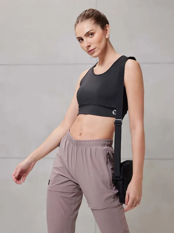 Women Solid Slim Fit Scoop Neck Sports Bra with ELASTO PLUS